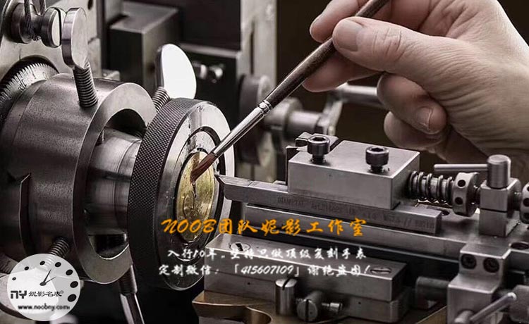 机芯.jpg 机芯.jpg