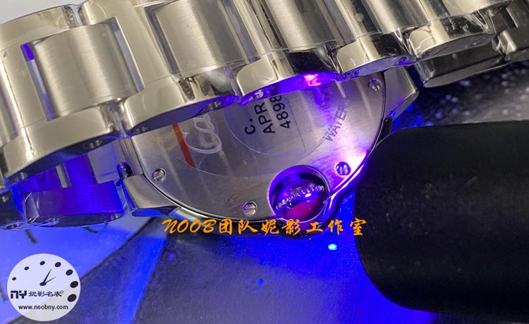 蓝气球把头.jpg