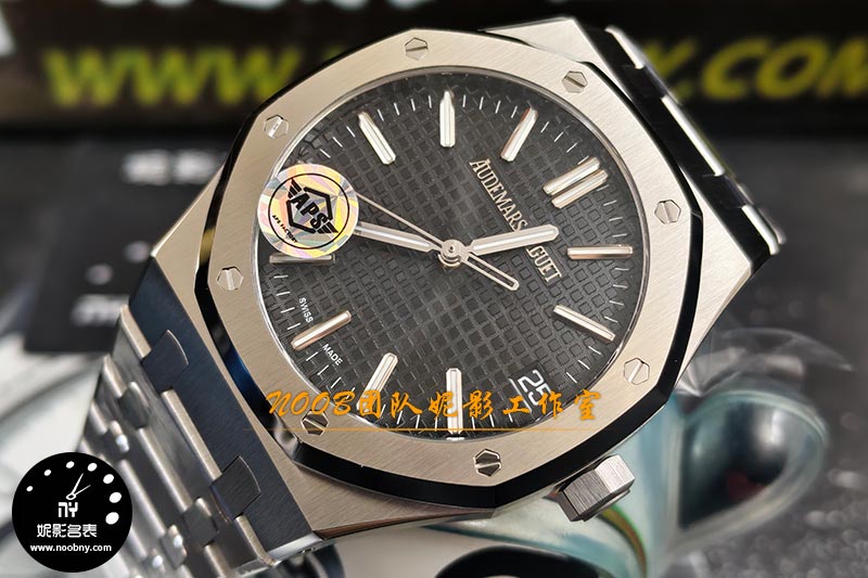 APS厂爱彼15510深度拆解:无卡度配重砝码一体4302机芯“芯”生已至 APS厂爱彼15510深度拆解:无卡度配重砝码一体4302机芯“芯”生已至