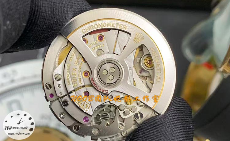 丹东机芯.jpg 丹东机芯.jpg